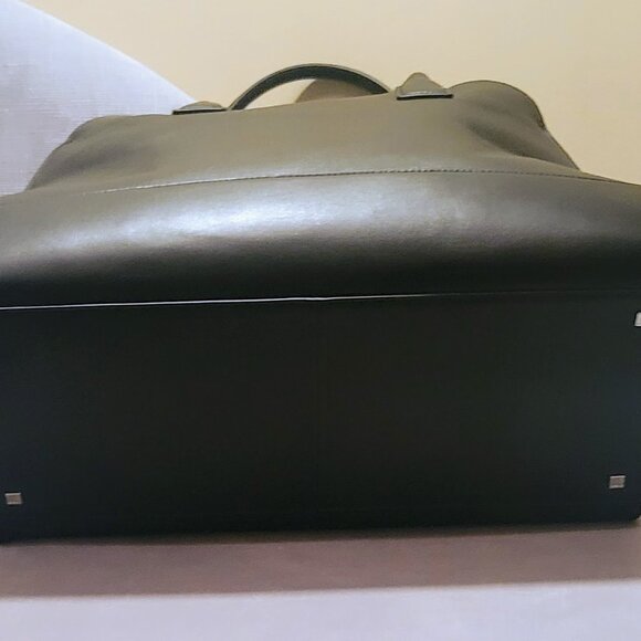 ✅️NWT Black Satchel Tote Bag $45 - Picture 5 of 7